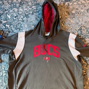 Nike Bucs on field hoodie XL excellent condition